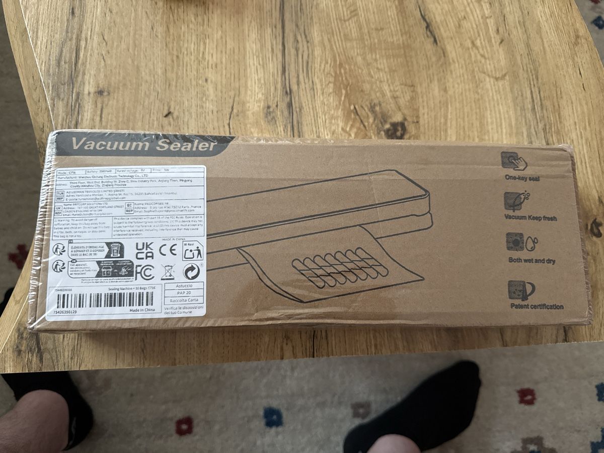 Elettrodomestici da cucina: Vakuum-Gerät / Vacuum Sealer – Nuovo e nell'imballaggio originale da Nürensdorf venduto da elcuy