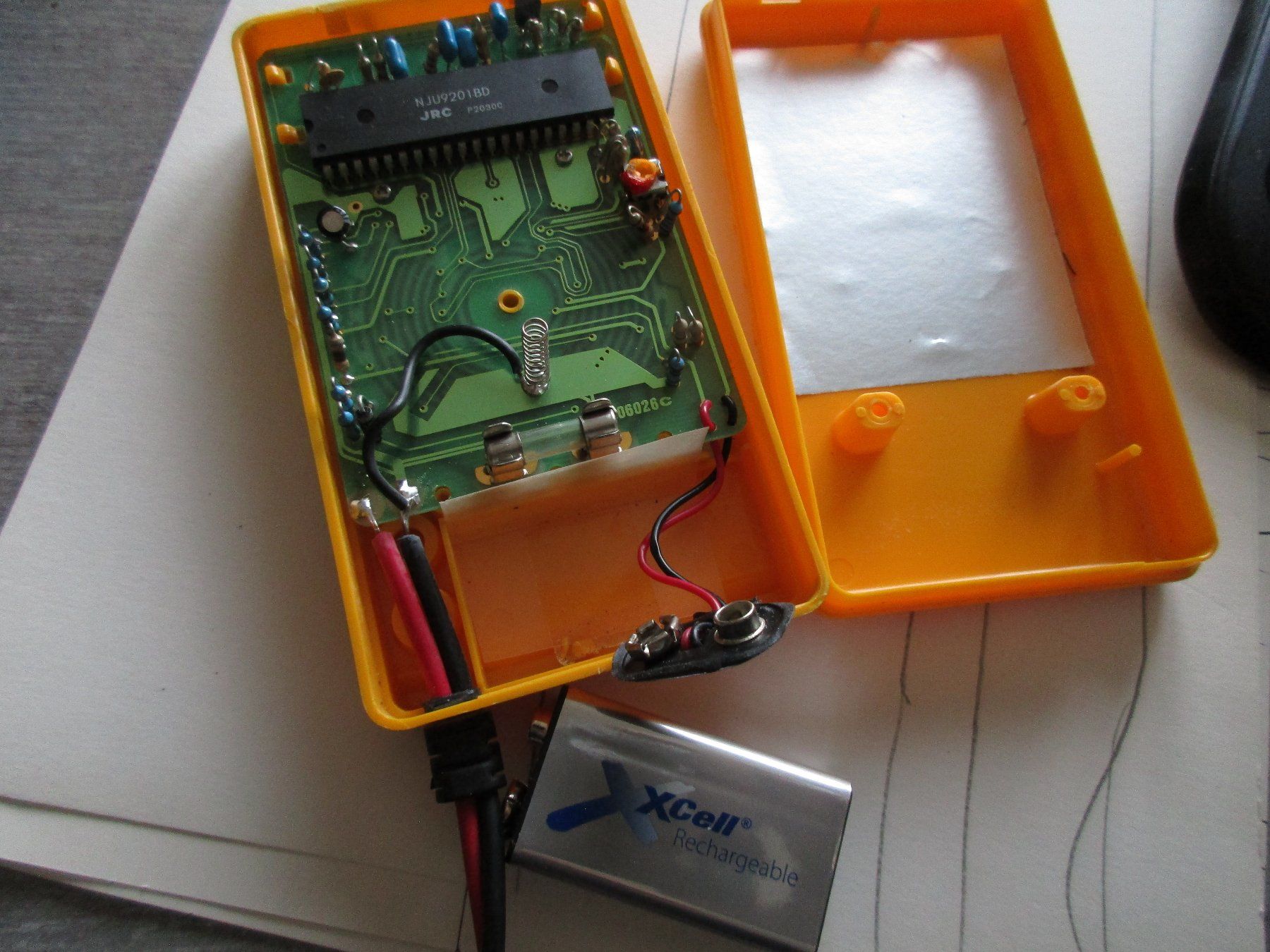 Voltcraft Mesurer: Multimeter Voltcraft 401 gelb – D'occasion à Niederwil AG par Cembalo 1
