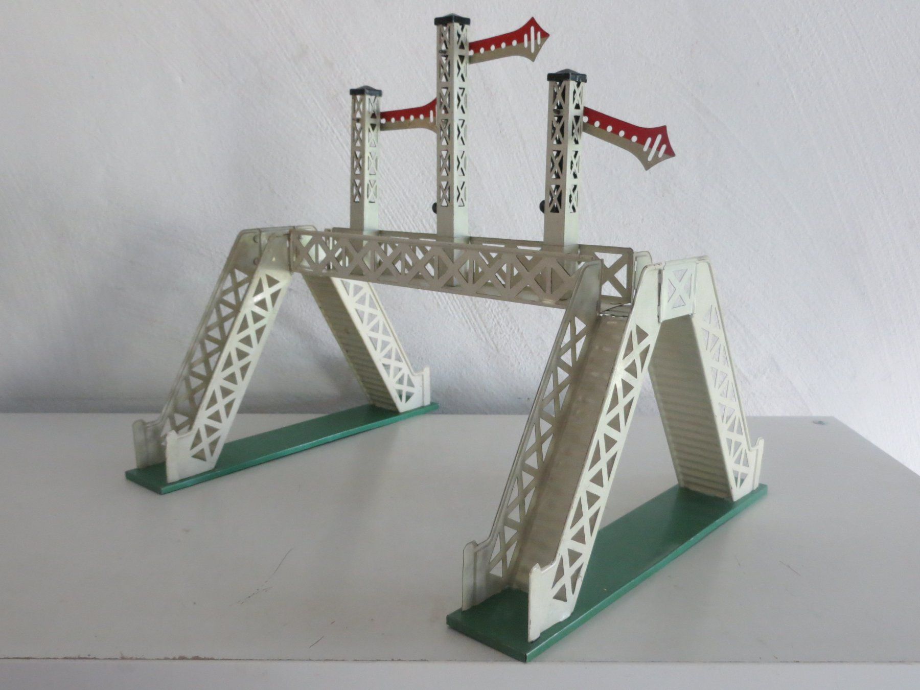 Bing, Bub? Spur 0: Signalbrücke, 3 Signale, Blech, o. OVP | Kaufen auf ...