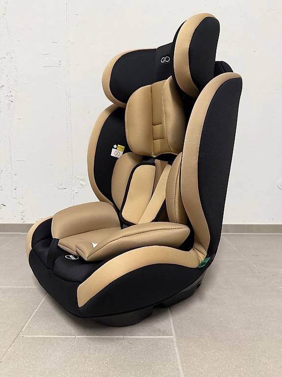 Seggiolini per auto: Kindersitze ungebraucht – Usato da Oberengstringen venduto da nad_2hm5