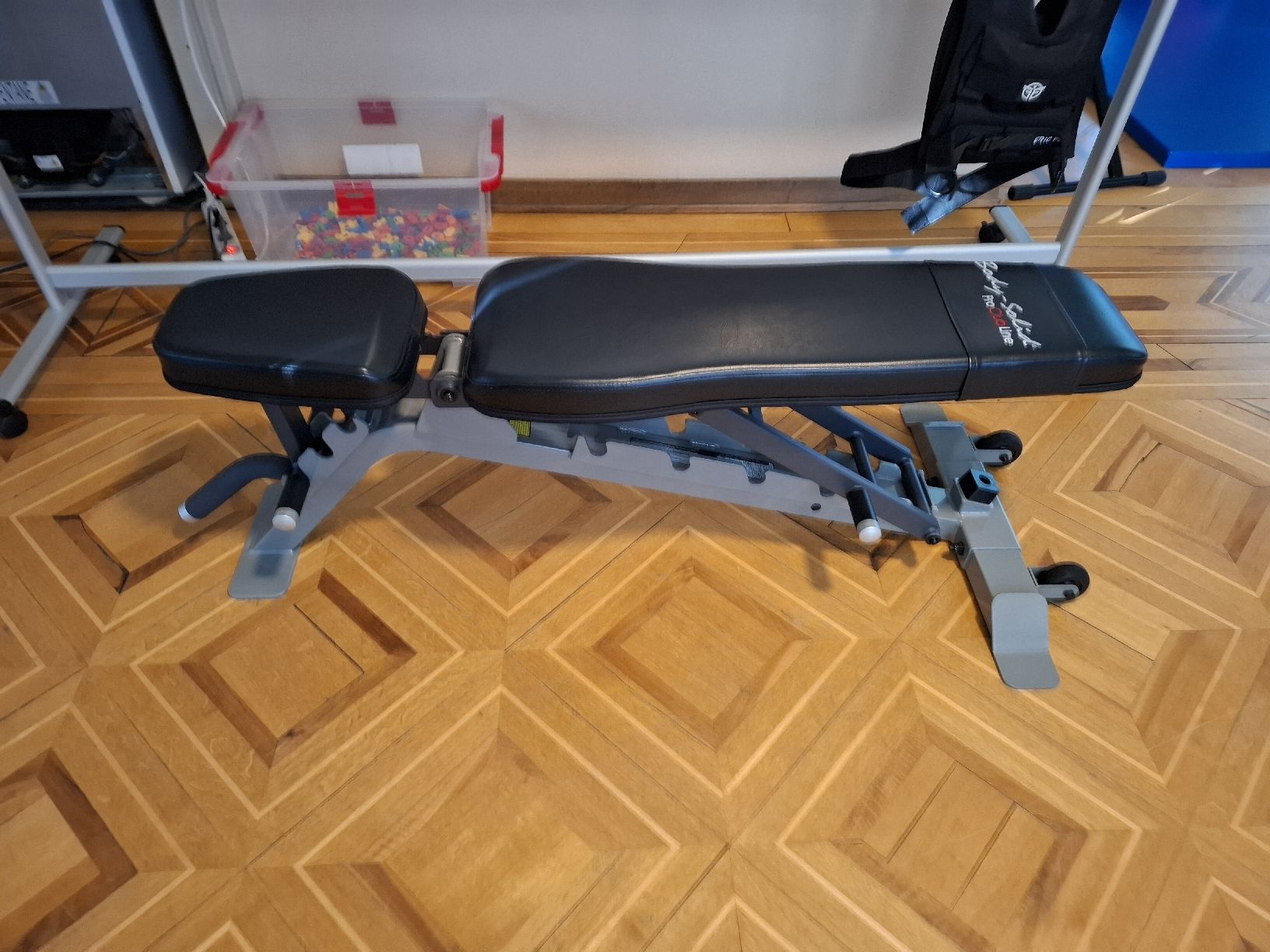 Hometrainer: Banc de musculation Body-Solid Pro Club Line SFID325 – Gebraucht aus Le Locle von Maria.222 5