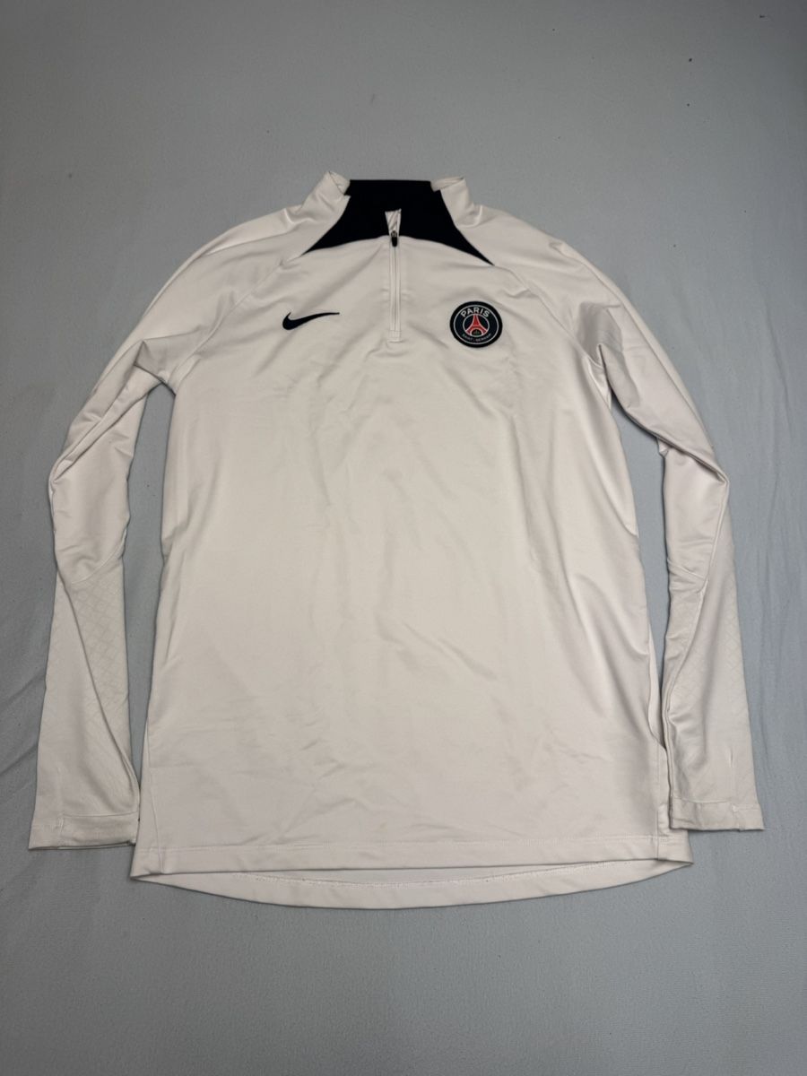 Nike Maglioni & Felpe: Paris Saint-Germain PSG Nike Trainingspullover, Grösse M – Nuovo (secondo la descrizione) da Dornach venduto da iansitoo