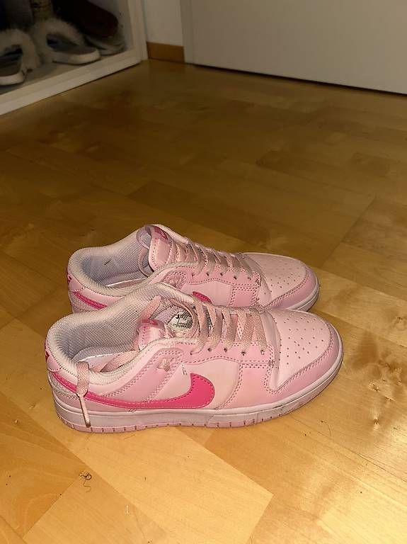 Nike Damenschuhe: Dunk low rosa - taglia 40 – Gebraucht aus Arzo von mar_6rdb 1
