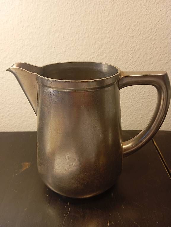 Caraffe: Milchkrug – Usato da Basel venduto da Petergunn