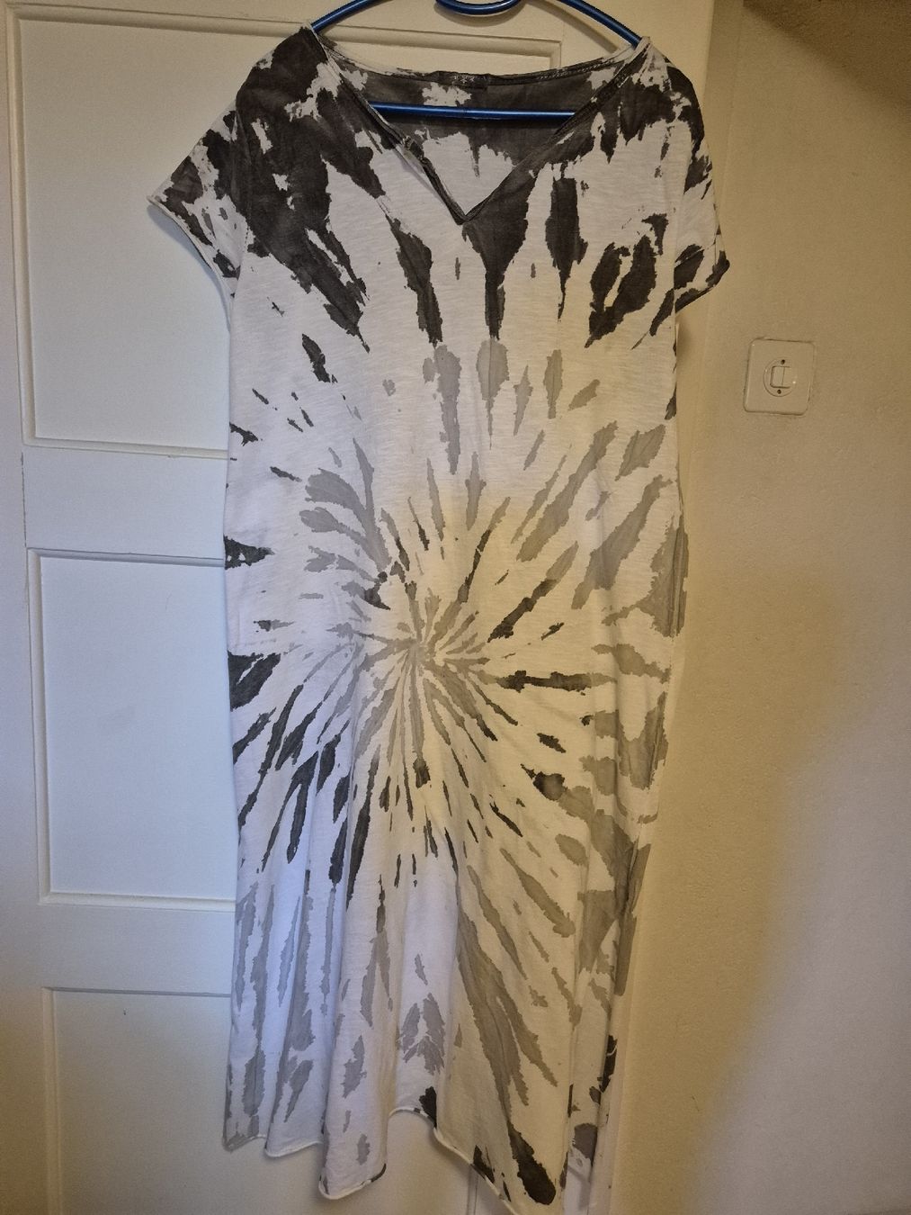 Vestiti: Sommerkleid im angesagtem Batik-Look, Grösse L – Usato da Herrliberg venduto da SELENONAUTKA 1