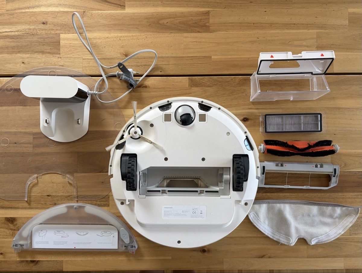 Roborock Aspirateurs & Accessoires: Roborock S502-00 Staubsaugerroboter mit Wischfunktion – D'occasion à Baar par annasorbian 1