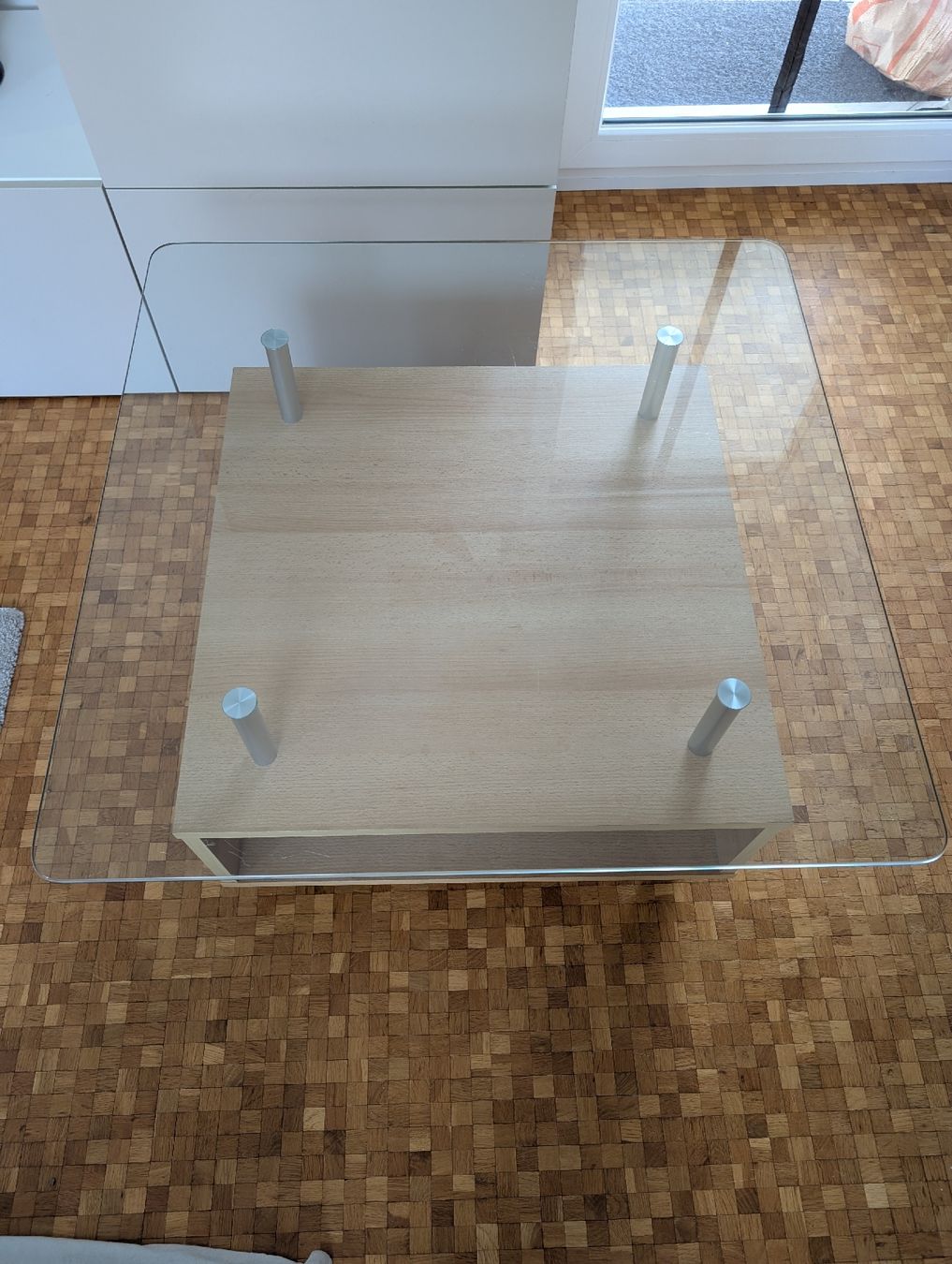 Tische: Glastisch auf Rollen, Couchtisch – Gebraucht aus Gelterkinden von oli_dr8y 1