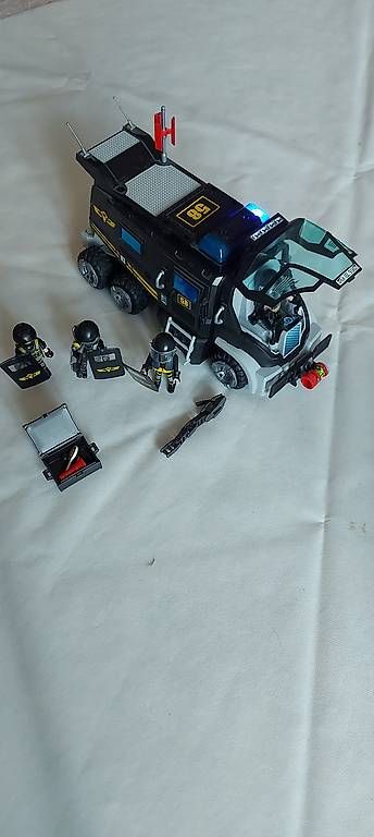 Jouets: Playmobile Polizei – D'occasion à Balsthal par lwa_hm2z 1