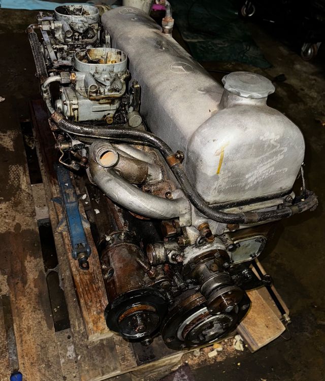 Mercedes Benz 220 Motor und Getriebe M180 Doppel Vergaser (Gebraucht ...