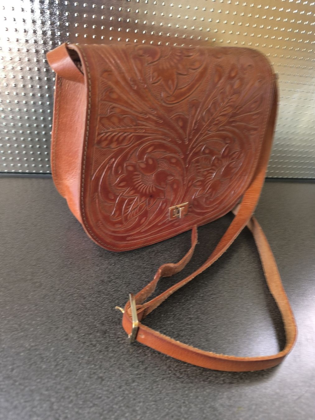 Borse da donna: Ledertasche mit Blumenprägung,Leder – Usato da Schaffhausen venduto da gab_v5qf 1