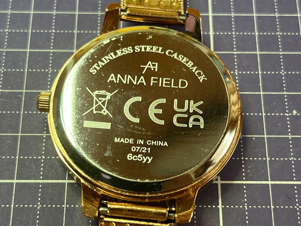 Anna field clearance orologi