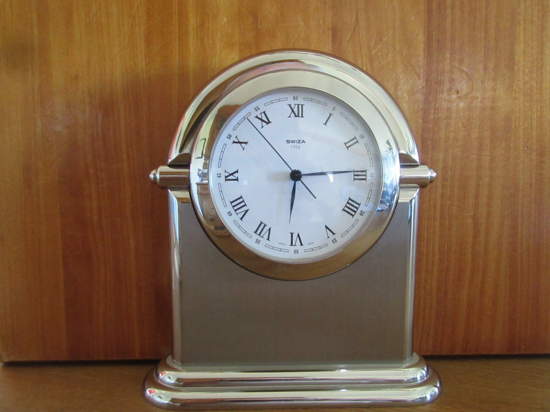 Swiza Orologi da terra & Orologi da parete: Horloge de table Tischur Swiza – Usato da Porrentruy venduto da Jvallat
