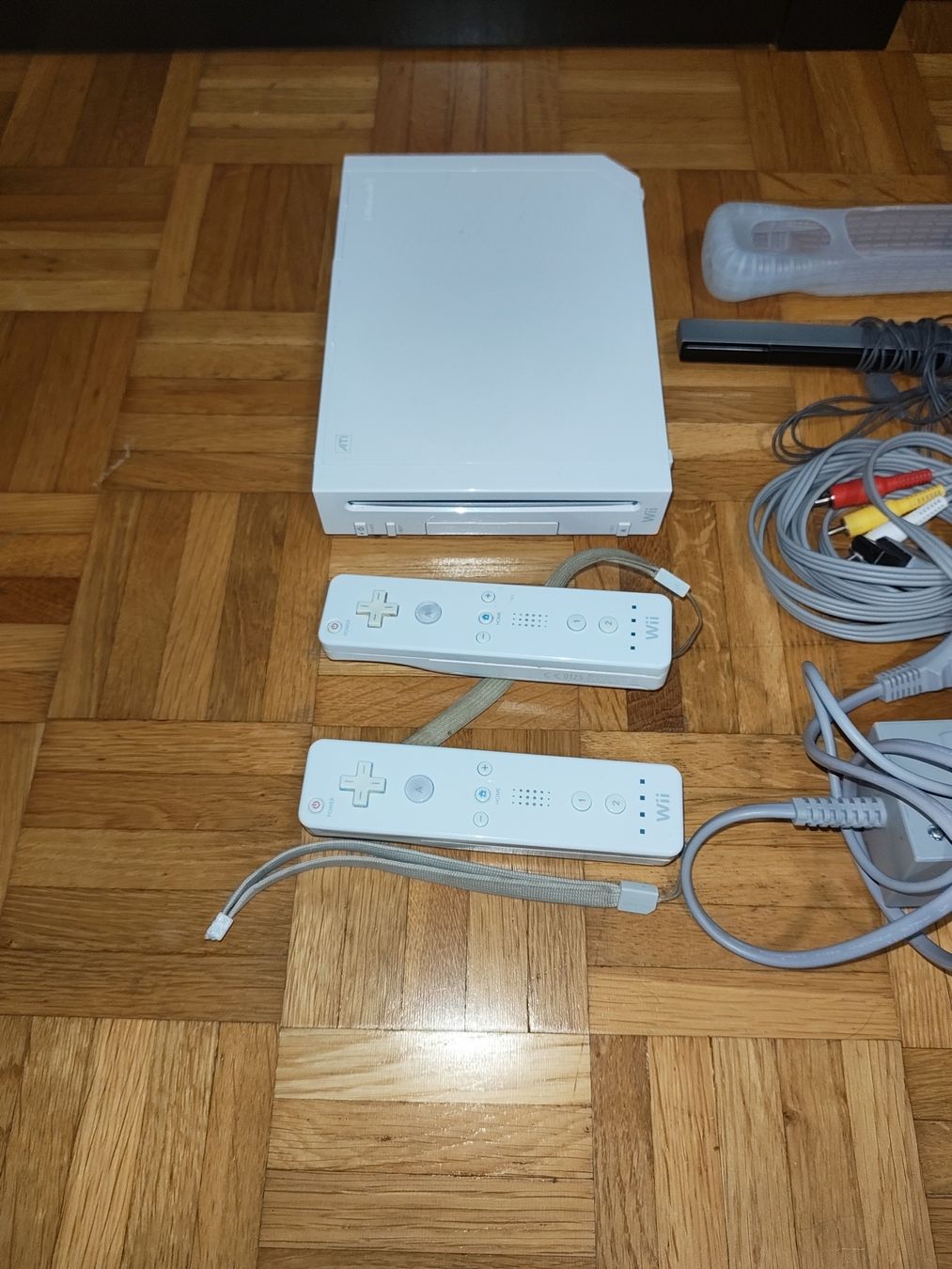 Nintendo Consoles: Nintendo Wii-Konsole + 5 Spiele – D'occasion à Lodrino par Ale_HCL 1
