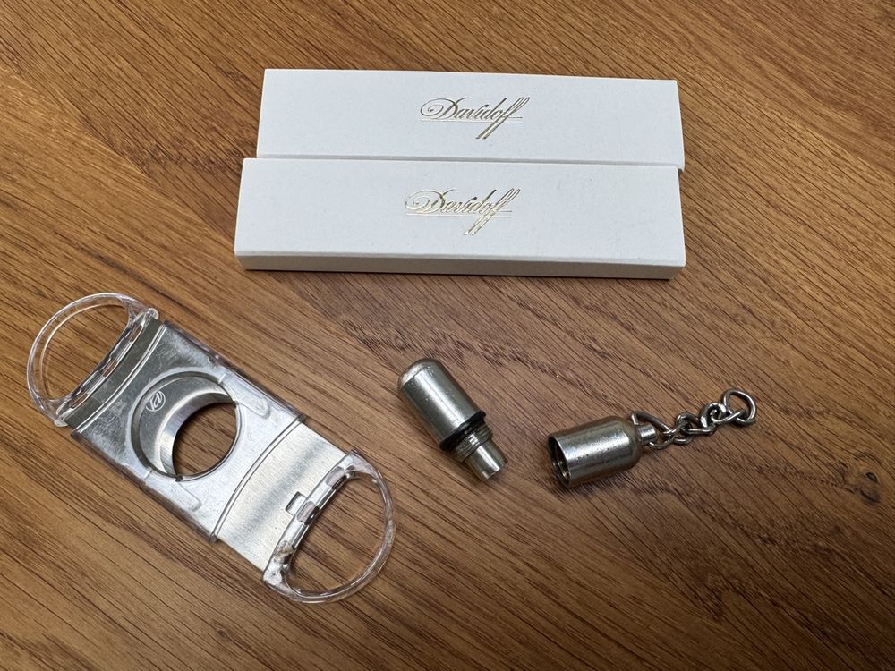 Davidoff Sigari: Zigarren Set - Cutter, Zigarrenbohrer & Davidoff Streichhölz – Nuovo (secondo la descrizione) da Gurmels venduto da topsommer 1