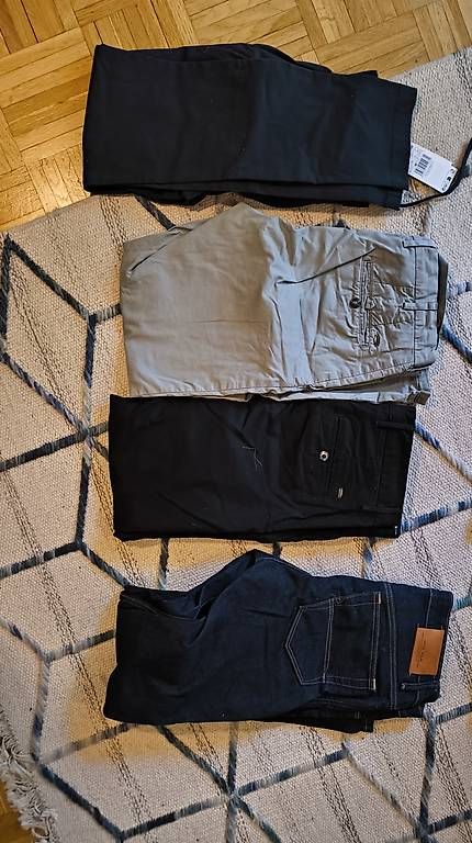 Lotti di vestiti: Hosen Set, Jeans Set  gr. S Zara, Springfield, mango  – Usato da Basel venduto da wis_c5wz 3