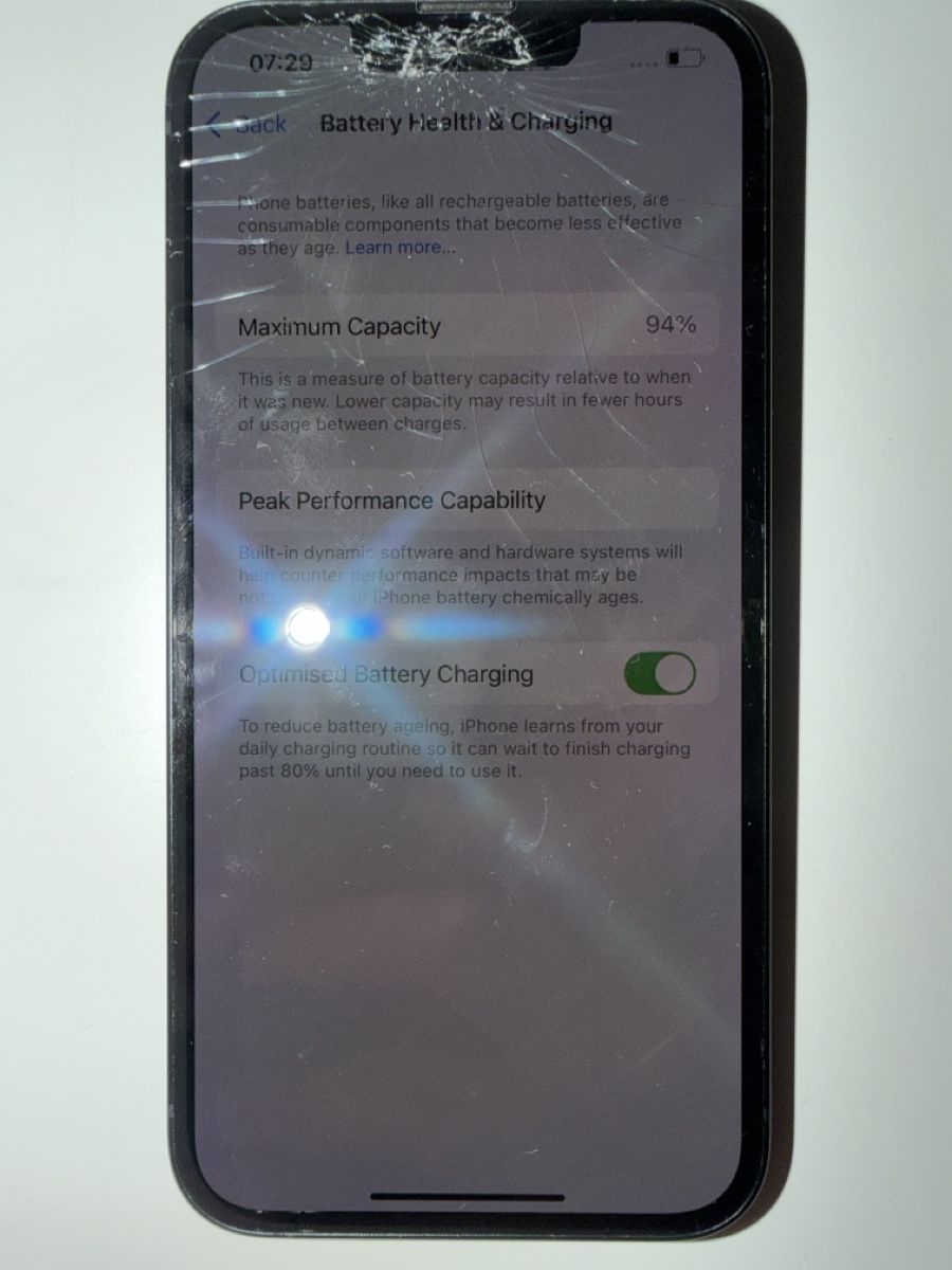 Apple Portables: iPhone 14 Black 128 Go - broken screen  – D'occasion à Cernier par Kairjo 7