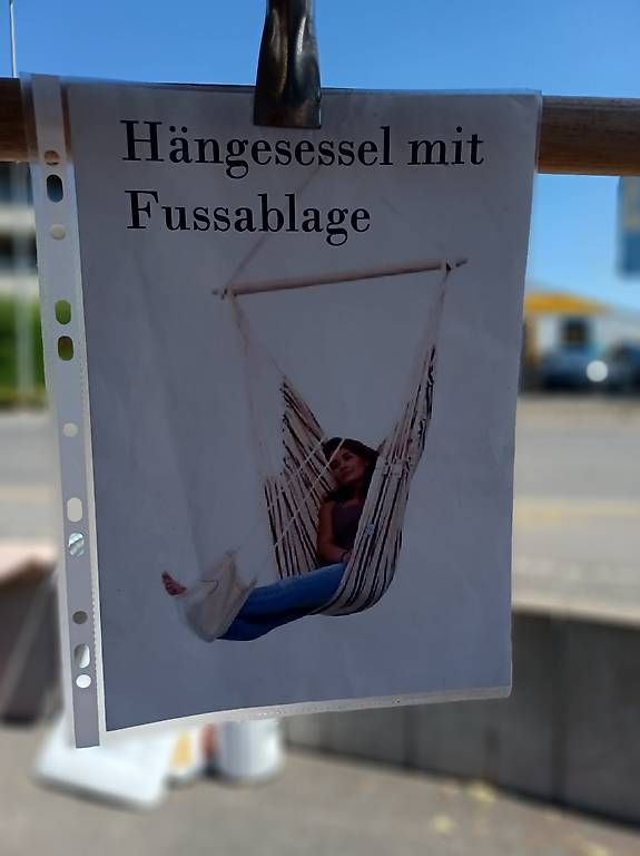 Poltrone pensili da giardino: Hängesessel mit Fussablage – Usato da Niederbipp venduto da flodur55 1