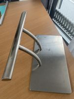 2 hochwertiger Füssstutzen zu  Coiffeur Sessel aus Edelstahl