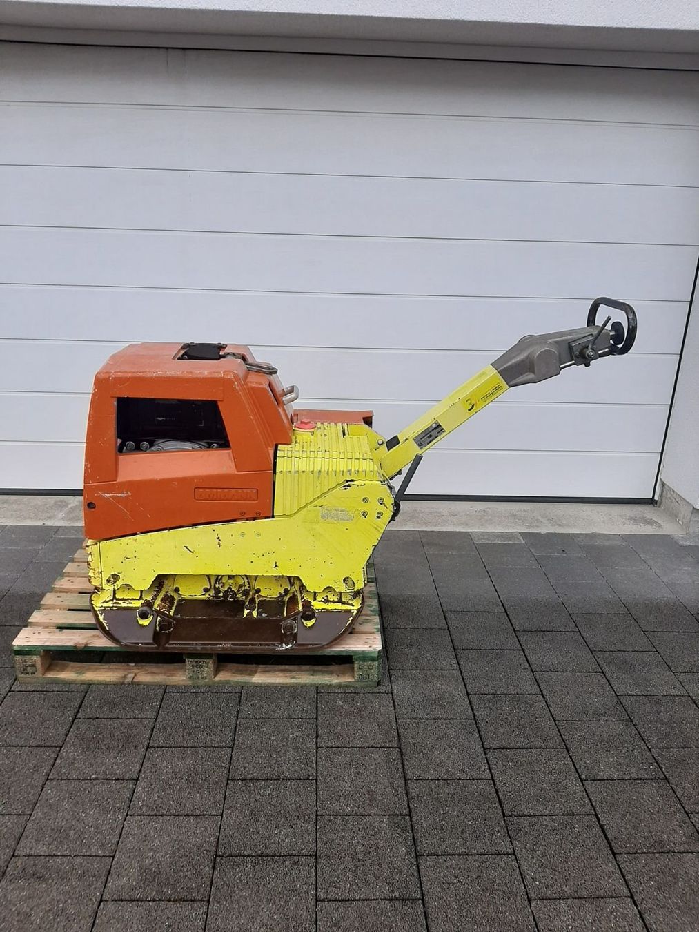 Tutte le macchine: Vibroplatte Rüttelplatte Ammann Hatz Diesel – Difettoso da Rain venduto da Kleinmoto 2