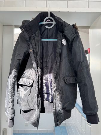 Winterjacke mit Kapuze, Grösse S