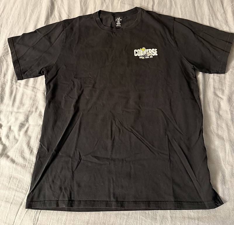 T-Shirts: Converse T-Shirt schwarz  – Gebraucht aus Wädenswil von dom_pz5d 2