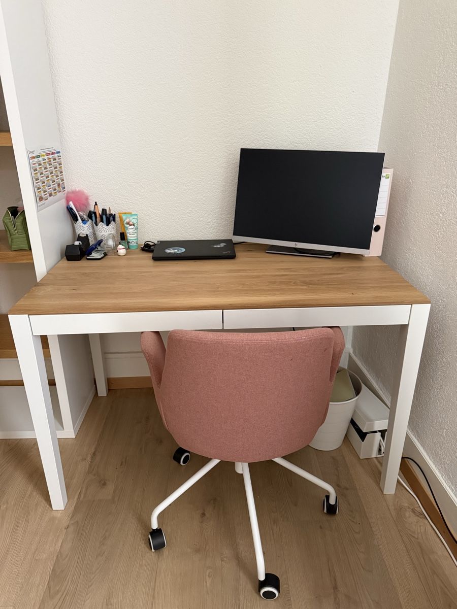 Livique Bureaux: Bureau – D'occasion à Belmont-Lausanne par Michelle_Srdr_