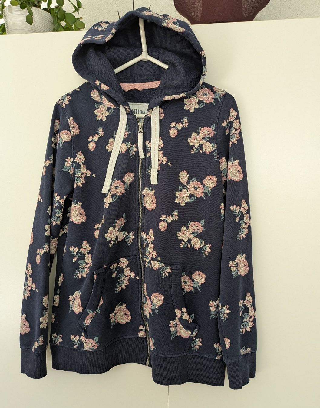 Jacken: Zip-Hoody / Freizeitjacke Gr. M – Gebraucht aus Bonstetten von Driver7