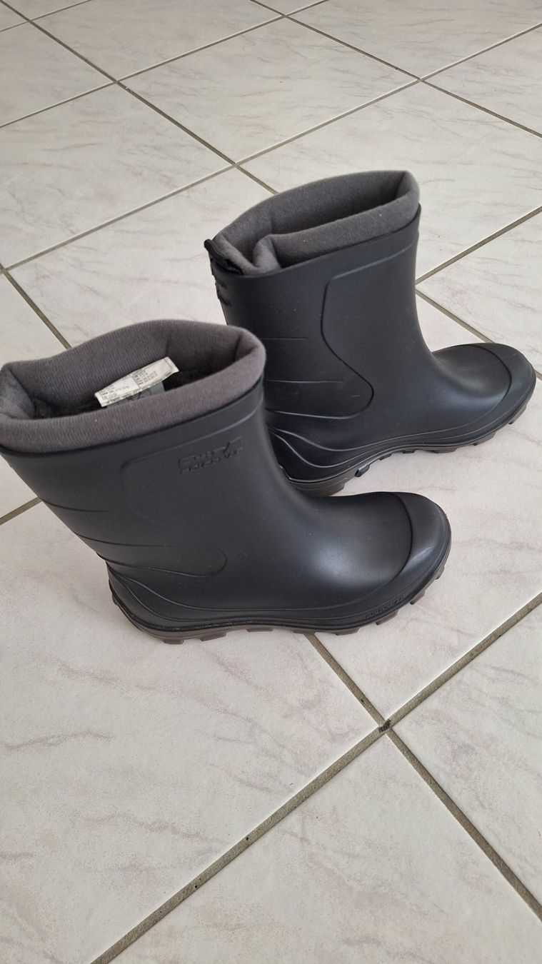 Scarpe per ragazzi: Gummistiefel Gr. 33/34 – Usato da Biberist venduto da rospel 1