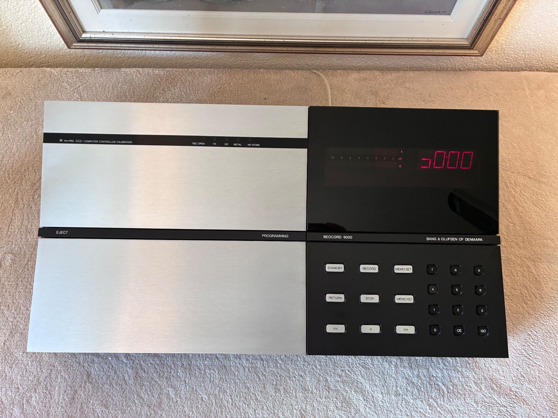 Bang & Olufsen Registratori: B&O cassette player Beocord 9000 . – Usato da Zürich venduto da HiFiAtelier 5