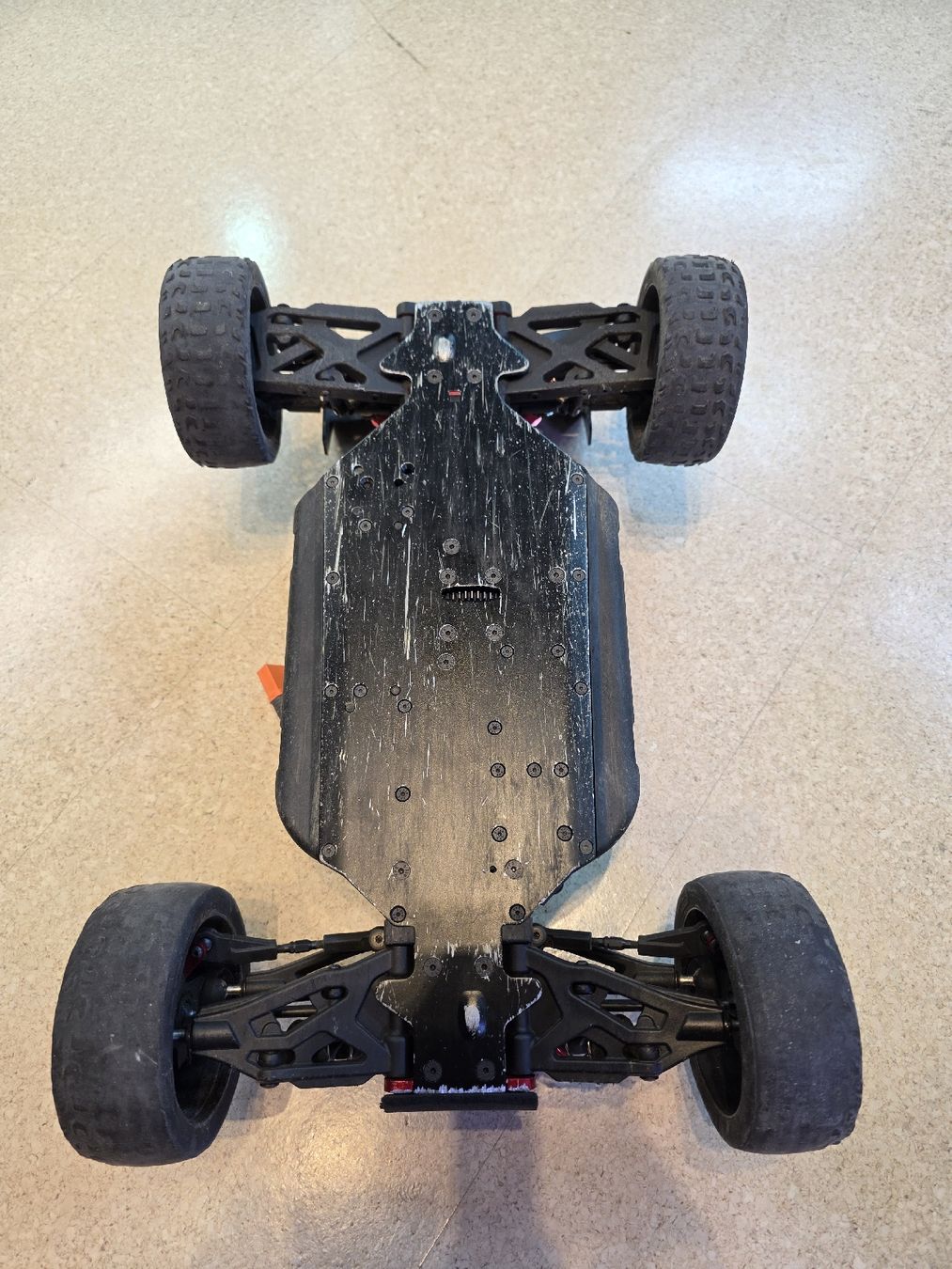 Arrma Modellismo RC: Arrma Typhon 6s – Usato da Cham venduto da dow_9ssc 3