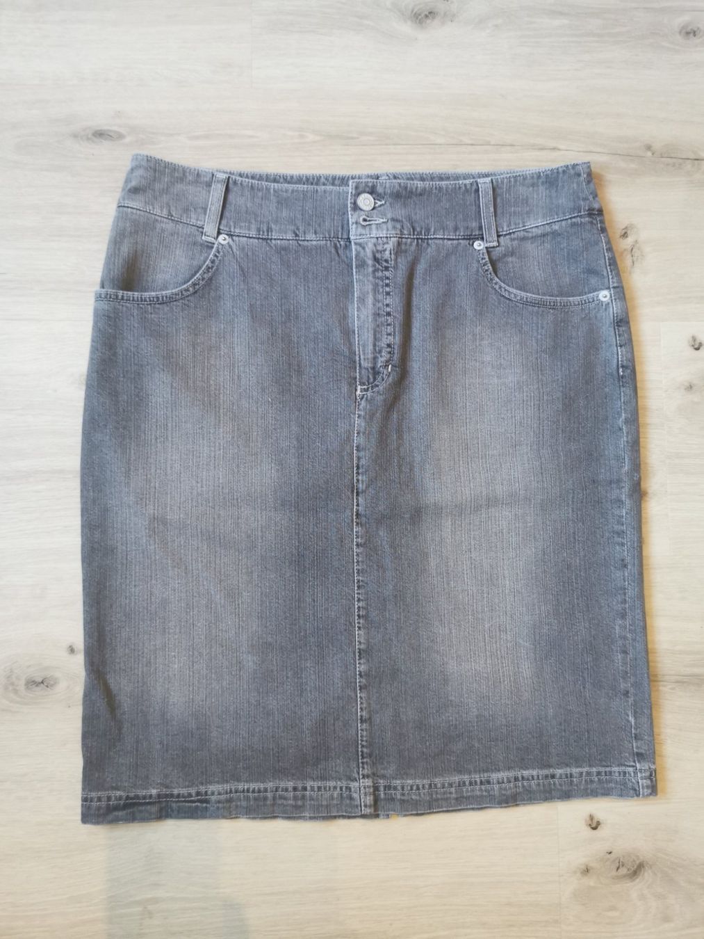 Gonne: Damen Jeansrock Knielang – Usato da Grosswangen venduto da Weidhof6