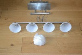 Hängelampe mit 4 Leuchten inkl. Ersatzglas