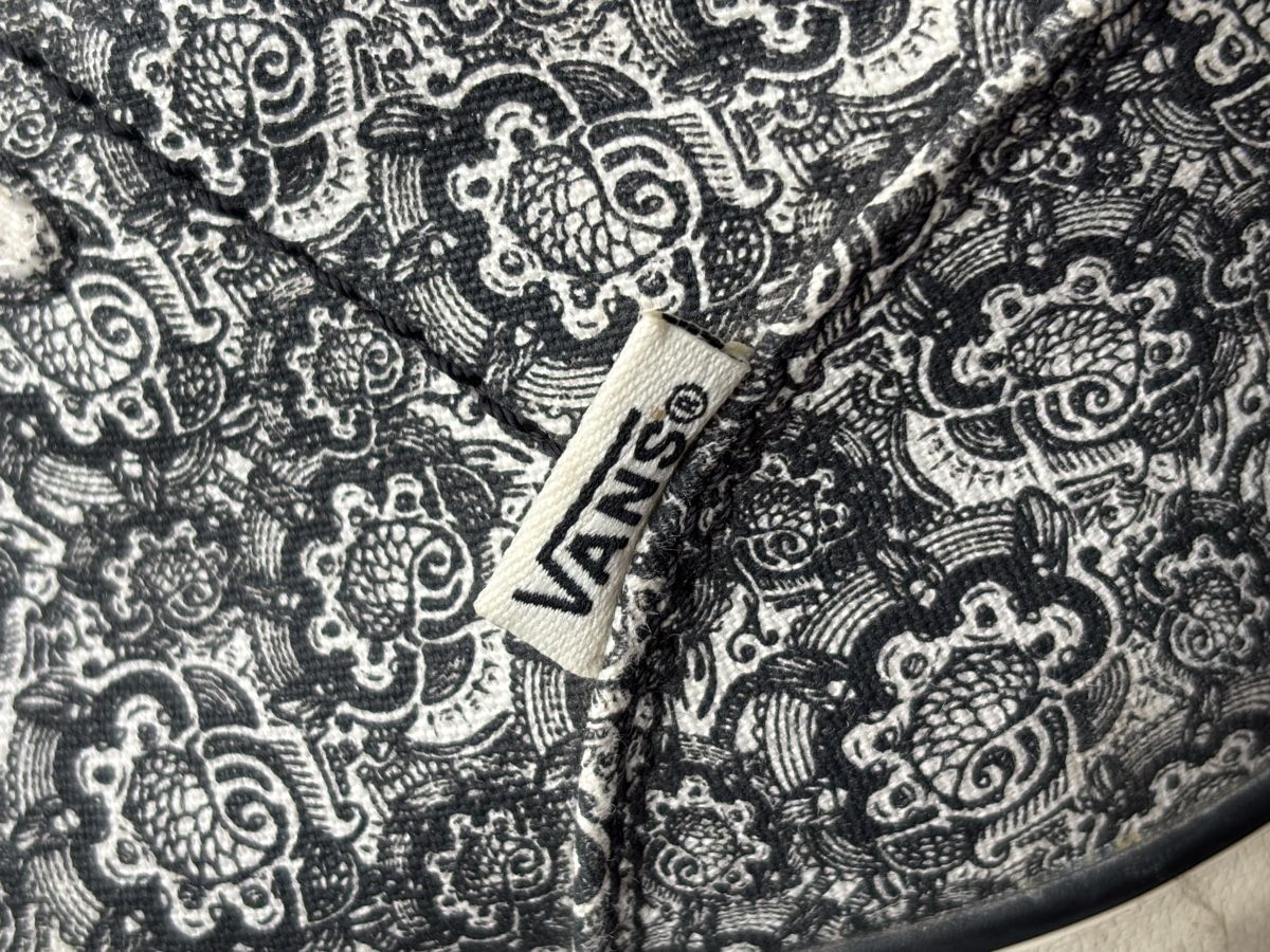 Vans Damenschuhe: Vans Damenschuhe  – Gebraucht aus Würenlos von Ashley24 7