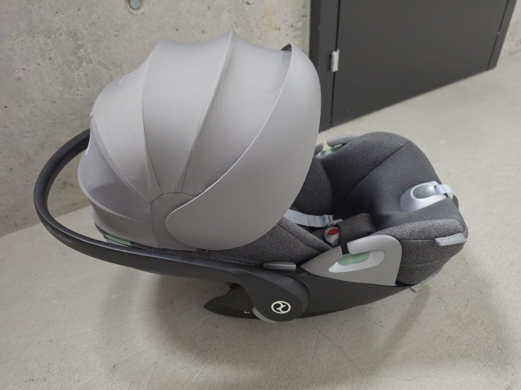 Cybex Seggiolini per auto: Cybex Cloud T i-Size Plus Babyschale – Usato da Windisch venduto da Patrick_5210 2