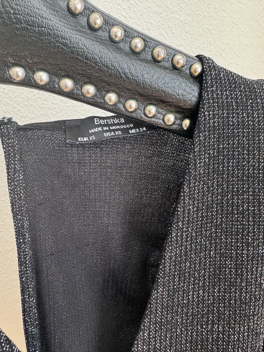 Bershka Tute: Jumpsuit mit Glitzer – Usato da Zürich venduto da cam_kcc7 3