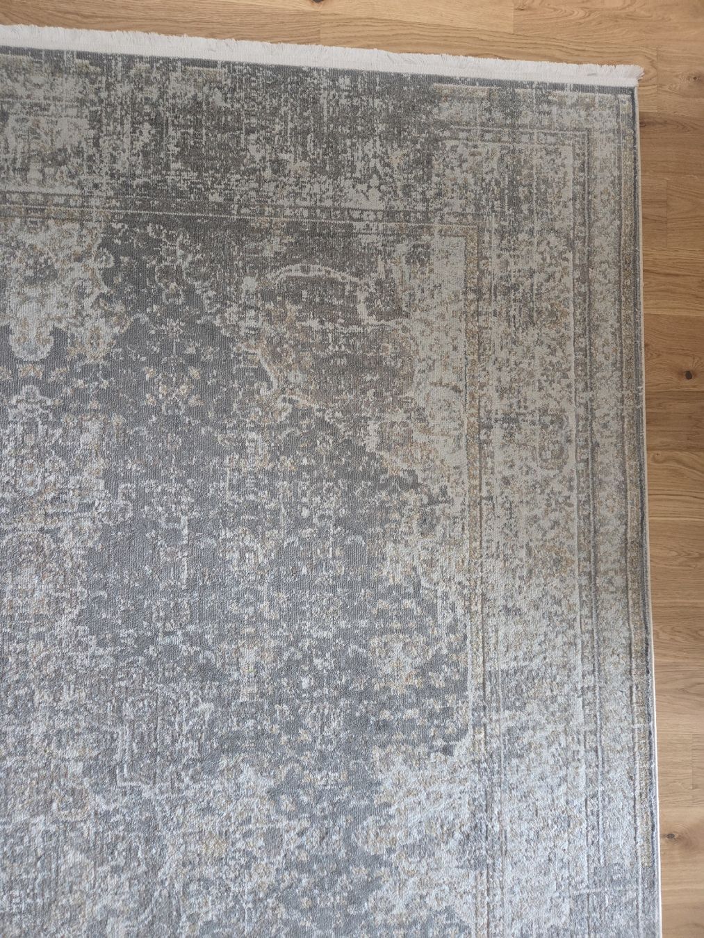 Tappeti: Gross 245 cm x 305 cm Teppich Grau/Weiss – Usato da Horgen venduto da Hunninko 2