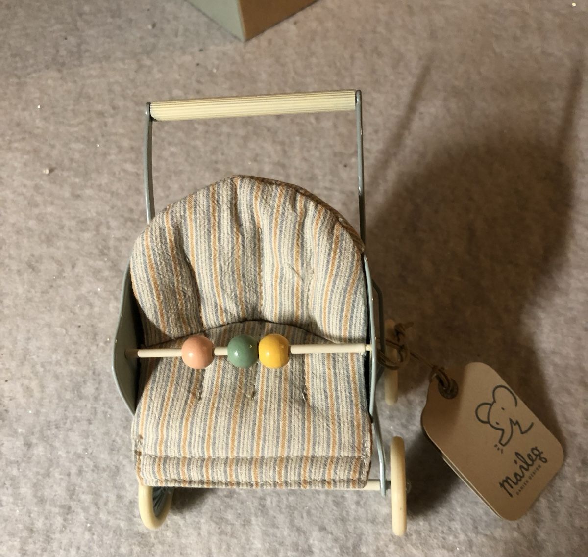 Maileg Giocattoli: Maileg Kinderwagen-Buggy – Nuovo (secondo la descrizione) da Hünenberg venduto da Smile77..