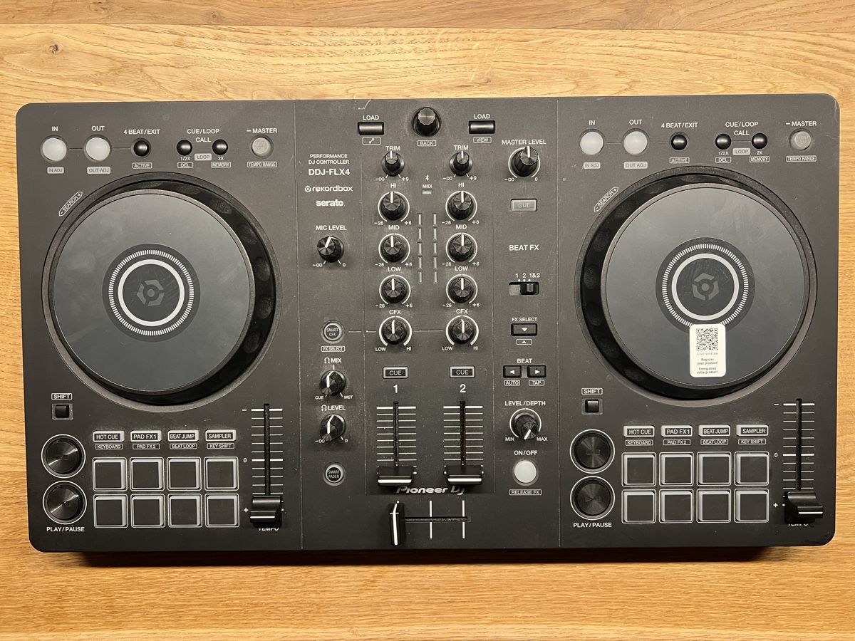 Pioneer Console di mixaggio: Pioneer ddj flx4 – Nuovo (secondo la descrizione) da Grindelwald venduto da wand_24