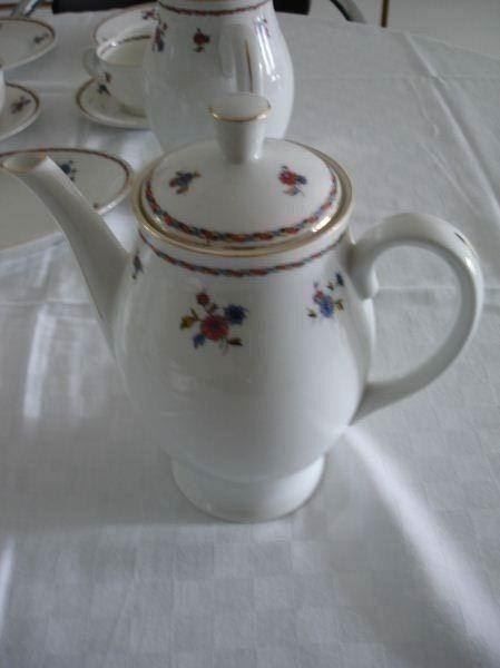 Set di piatti: Kaffeeservice Langenthal 1930-33 – Nuovo (secondo la descrizione) da Zürich venduto da DidierTG 2