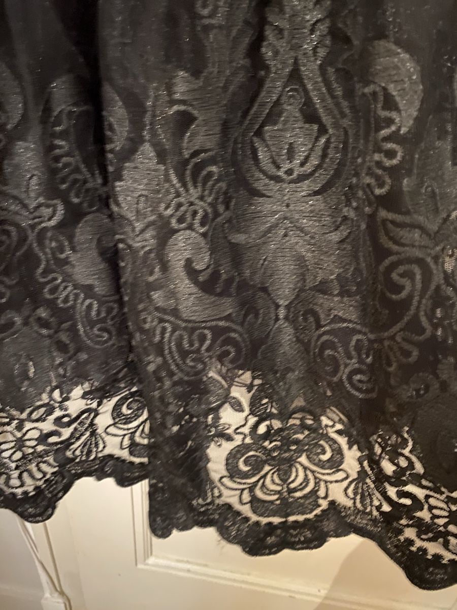 Robes: Robe – Neuf (Voir description) à Fribourg par SimoneA13 2