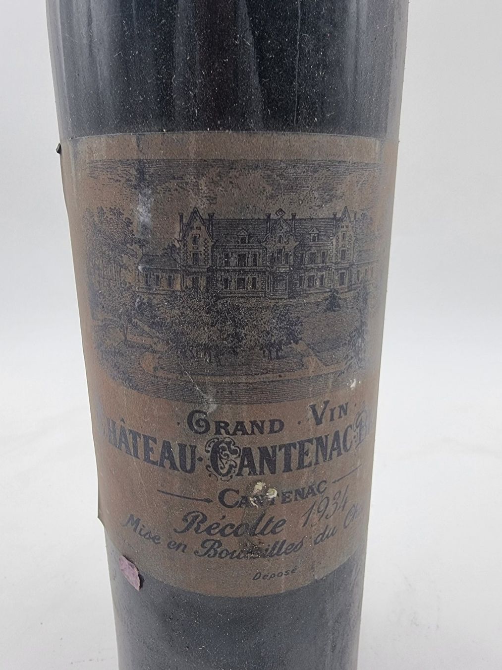 Vino: 1934 Chateau Contenac-Brown AC MC – Nuovo (secondo la descrizione) da Dübendorf venduto da Gastrovin 1