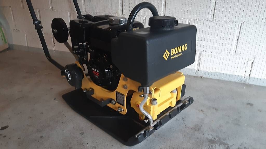 Tutte le macchine: Bomag Profi Vibroplattte BVP1845 Bagger Stampfer Baumaschine – Usato da Biel venduto da Baubet72 2