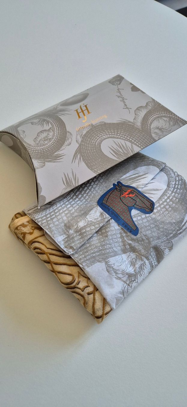 Foulards, Tücher & Schals: Kaschmirtuch Friendly Hunting – Gebraucht aus Meggen von darcy10 2