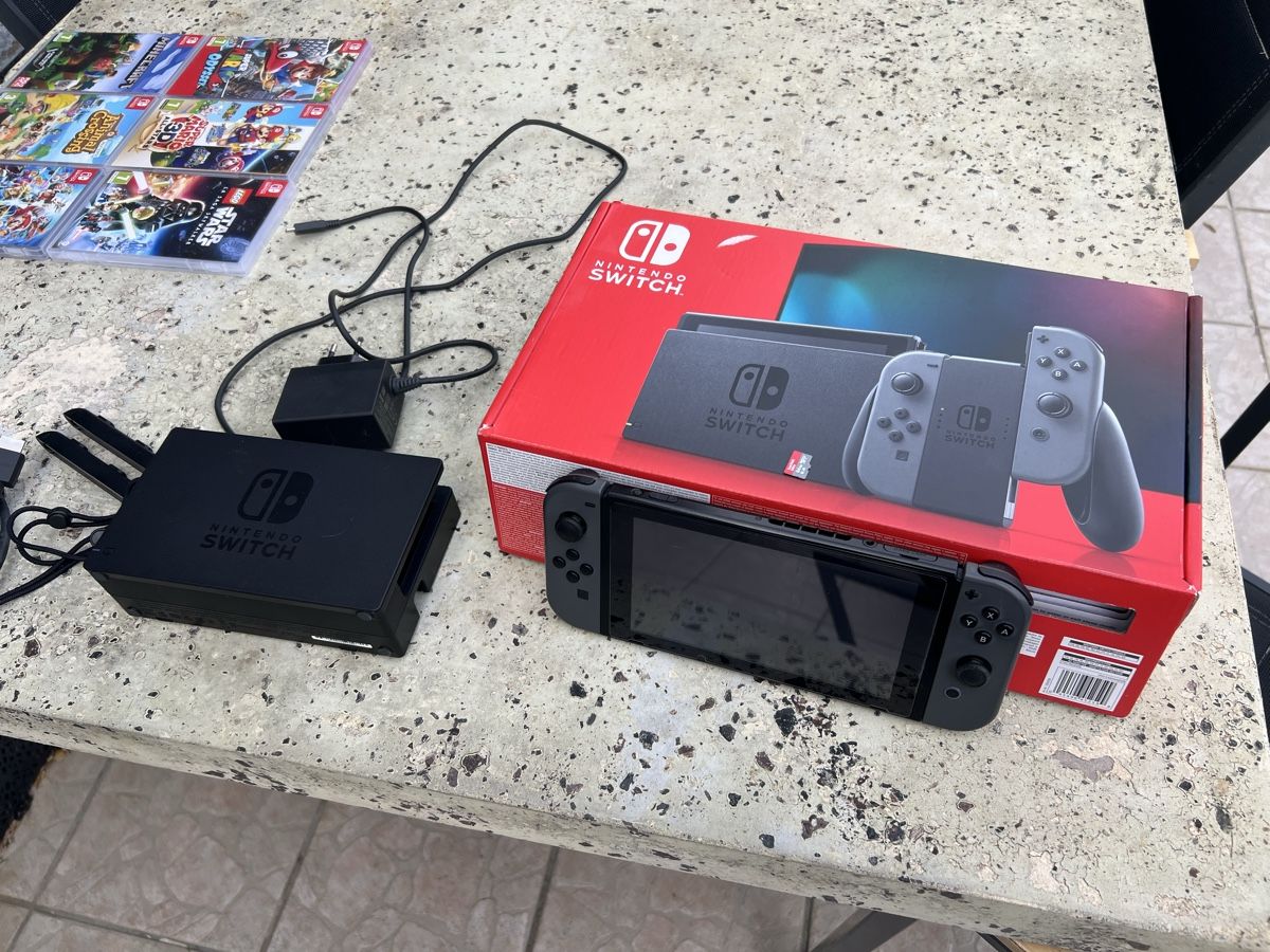 Nintendo Konsolen: Switch excellent état 9 jeux – Gebraucht aus Le landeron von tit_w6xq