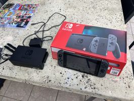 Switch excellent état 9 jeux