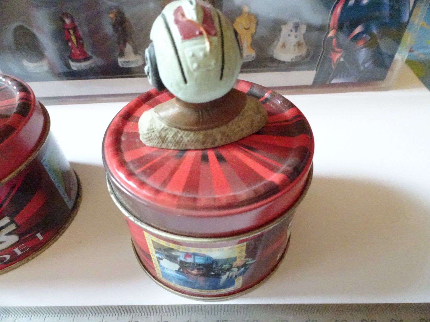 Star Wars Statuette: 2 Dosen Star Wars Comics Figuren – Usato da Schönenwerd venduto da schnitzunddrunter 2