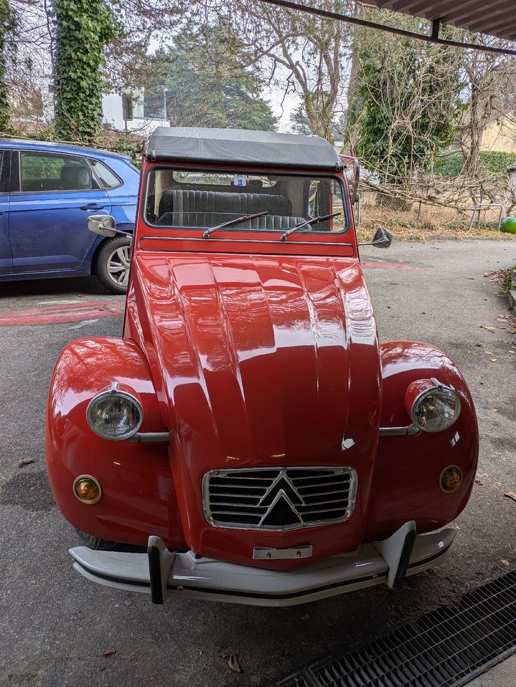 Citroën Automobili: Citroën 2CV – Usato da Pully venduto da FlorWoll 1
