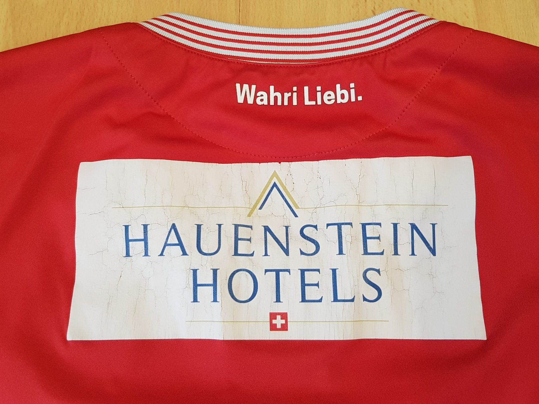 Maillots de corps & Pantalons: FC Thun Macron Trikot, Grosse L – D'occasion à Le Mouret par Pantini 7