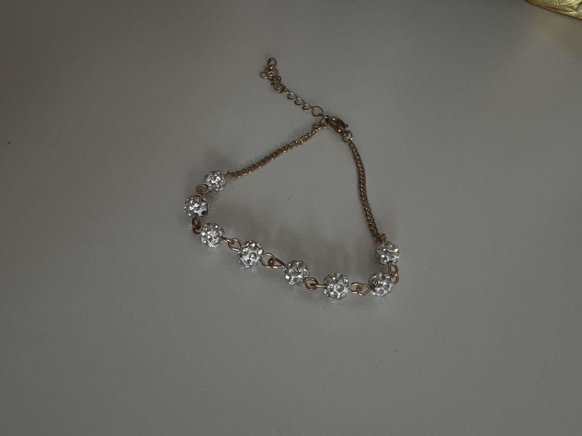 Armbänder & -reifen: Armband mit Glitzer steinen  – Gebraucht aus Villmergen von Elcus7
