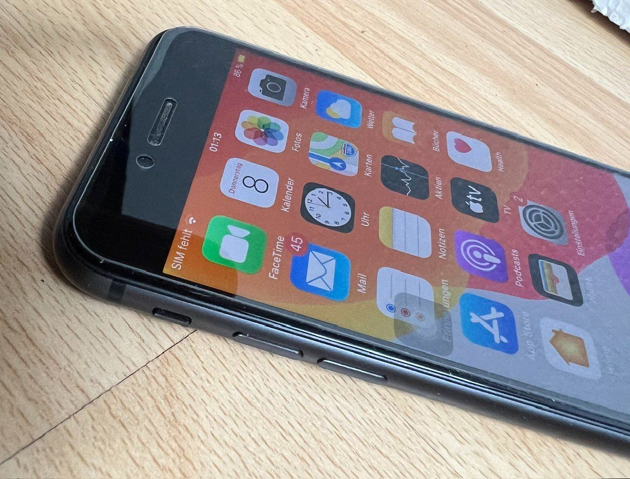 Apple Handys / Smartphones: IPhon 8 64GB Batterien 93% – Gebraucht aus Matzendorf von HaiNakamoto 3